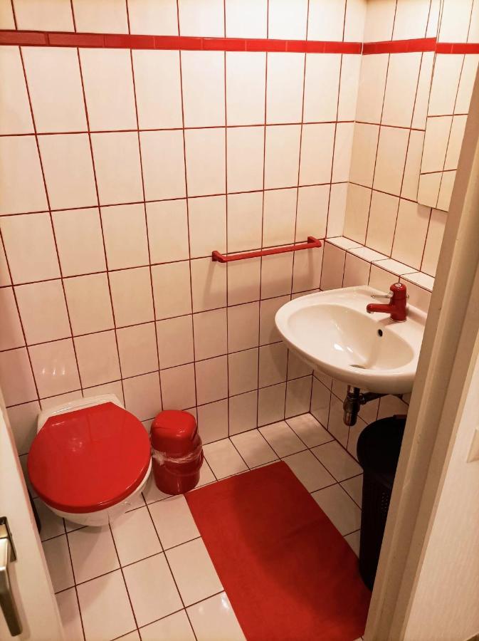 Kleine Ferienwohnung Mit Terrasse Am Waldrand Шьонау Екстериор снимка